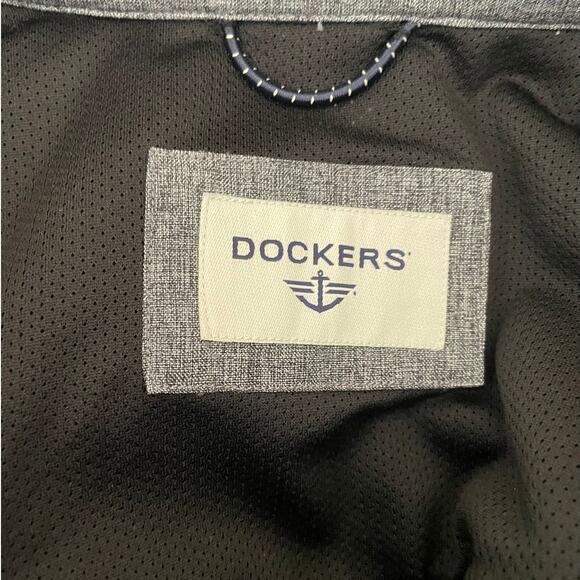 Dockers Mens Jacket XL Gray Zip in Hood Full Zip Front Softshell Coat Gorpcore - Picture 2 of 12